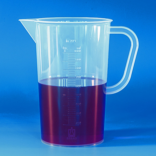 BRAND Graduated beaker, PP, embossed scale 2000 ml: 20 ml, with handle and spout