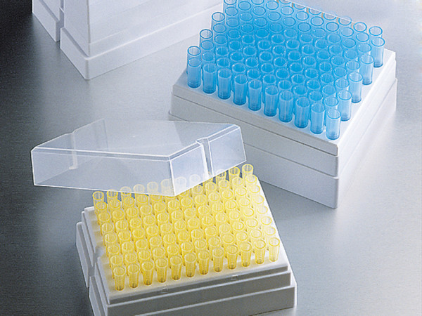 Corning® 1-200 µL Universal Fit Stack Rack Pipet Tips, Natural, Sterile, 10 Stacks/Case, 50 Racks/Case, 4800 Tips/Case