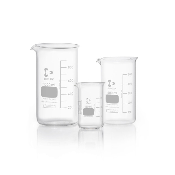DWK DURAN® Beaker, tall form with graduation and spout, 100 ml